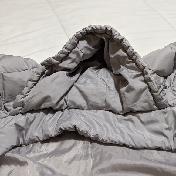 Calvin Klein Woman's size small down coat - Picture 8 of 8